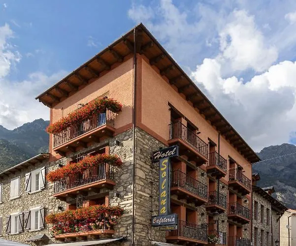 Hotel Solana *